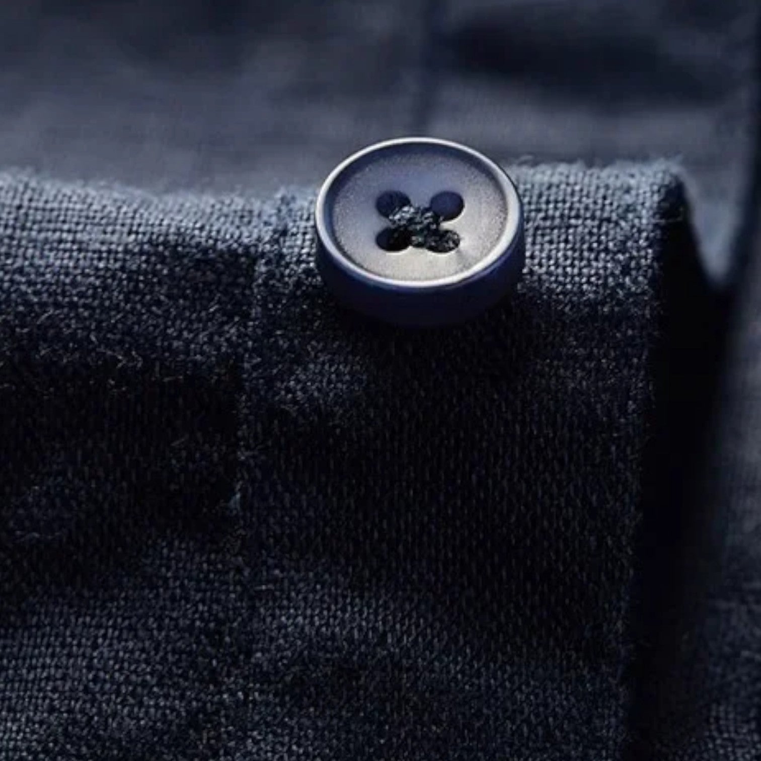 Classic Lightweight Relaxed Linen Men's Shirt for Summer 6