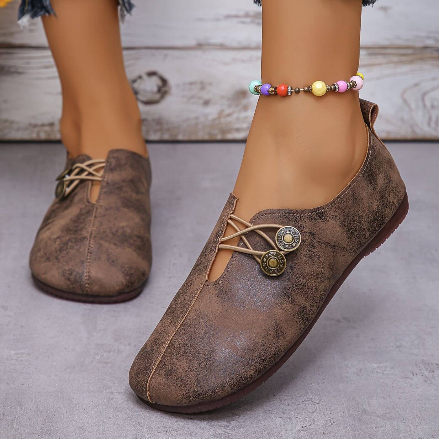 Comfortable Slip-On Shoes – Cushioned Insole Retro Round Toe Design