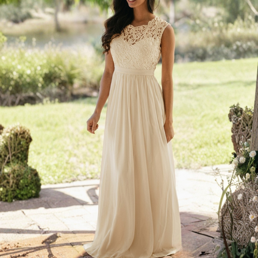 Elegant Plus Size Women's Halter Maxi Dress – Flowy Silhouette for Weddings and Events