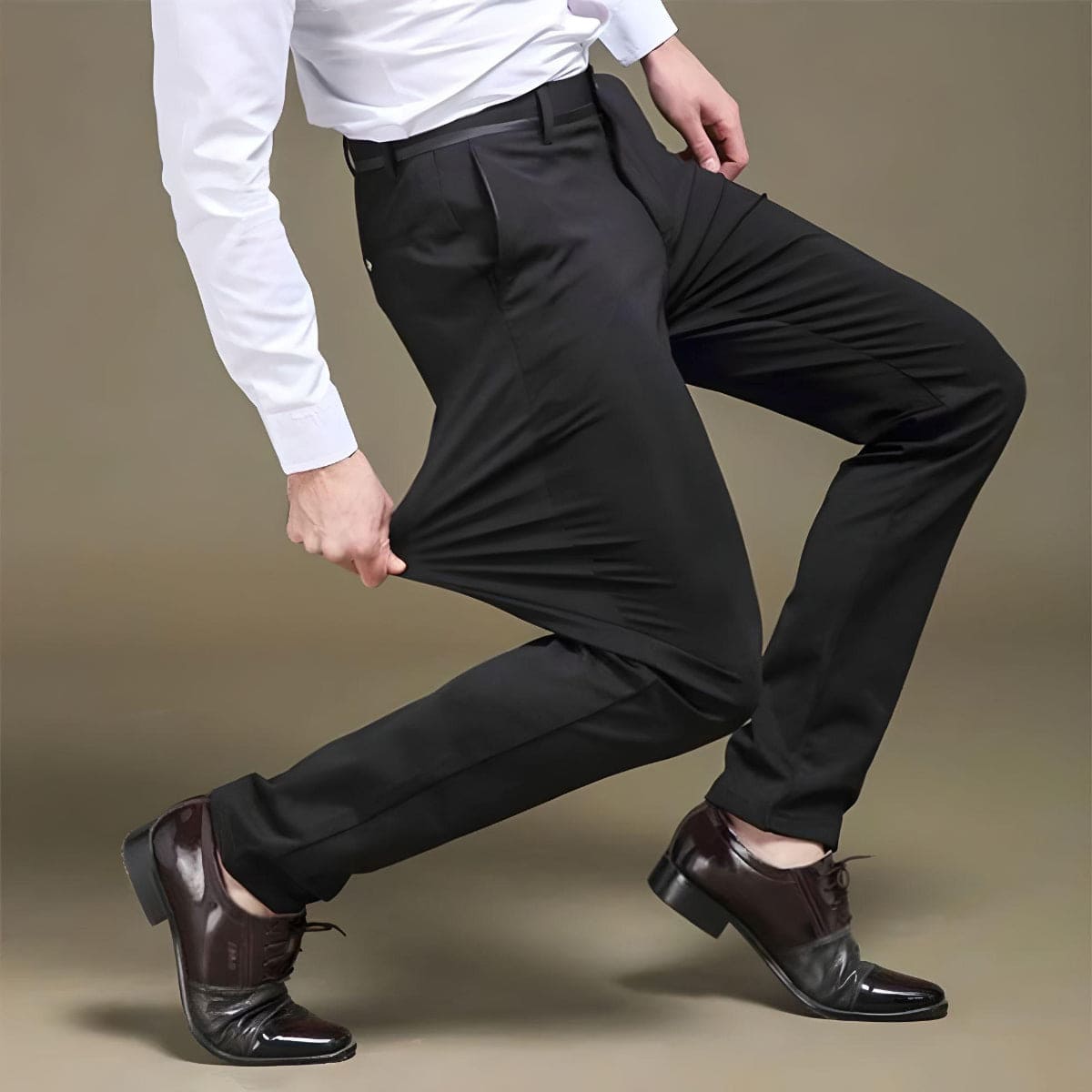 Men’s Comfortable Stretch Trousers with Flexible Fit and Breathable Fabric