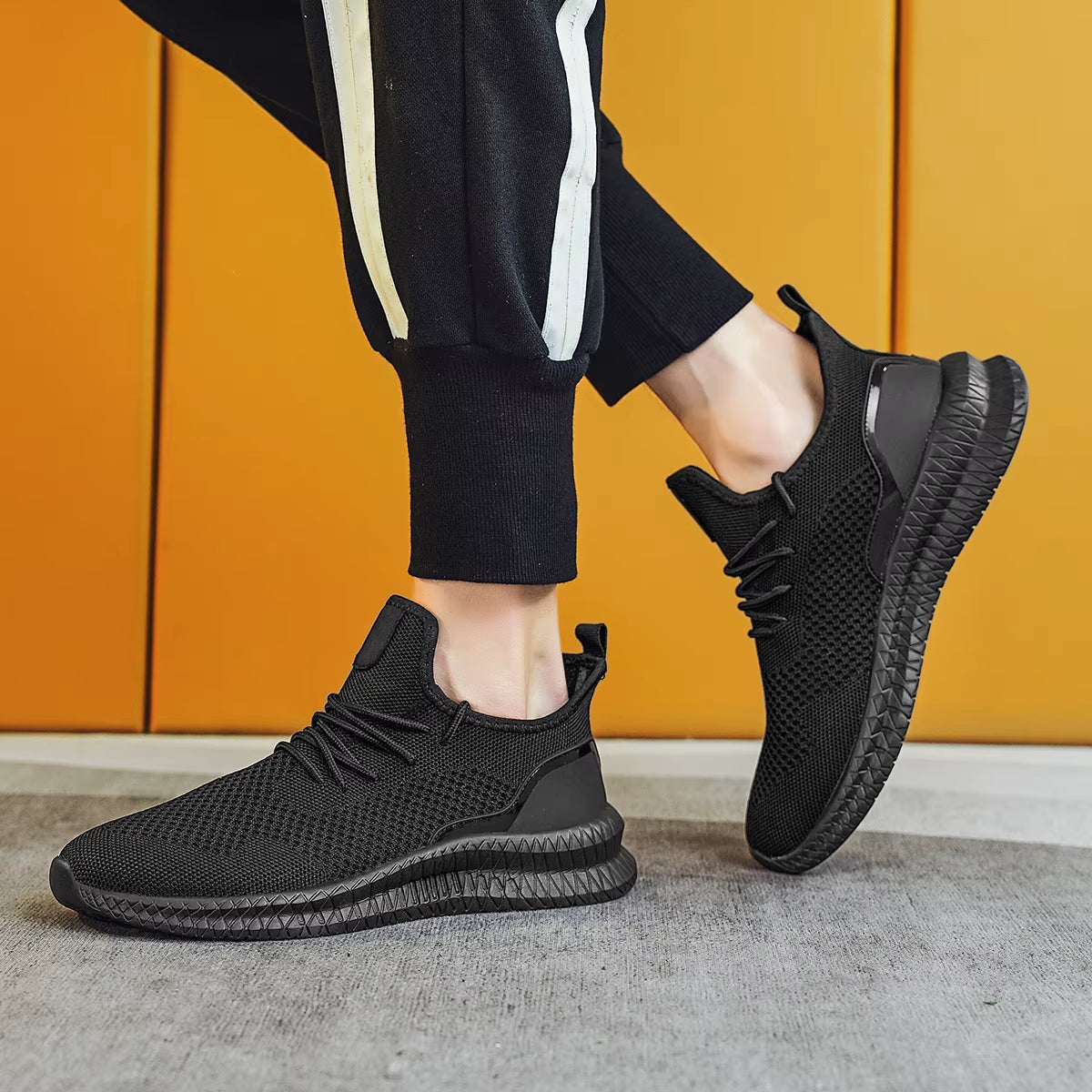 Men's Lightweight Adaptive Sneakers – Breathable Mesh Summer Shoes with Orthopedic Arch Support