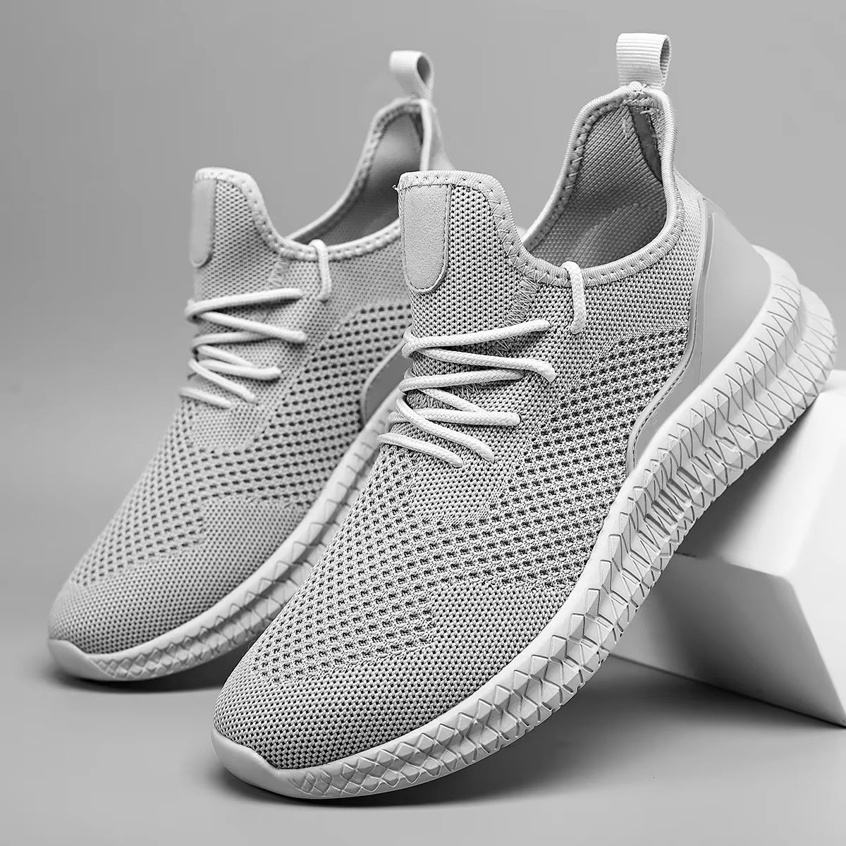 Men's Lightweight Adaptive Sneakers – Breathable Mesh Summer Shoes with Orthopedic Arch Support