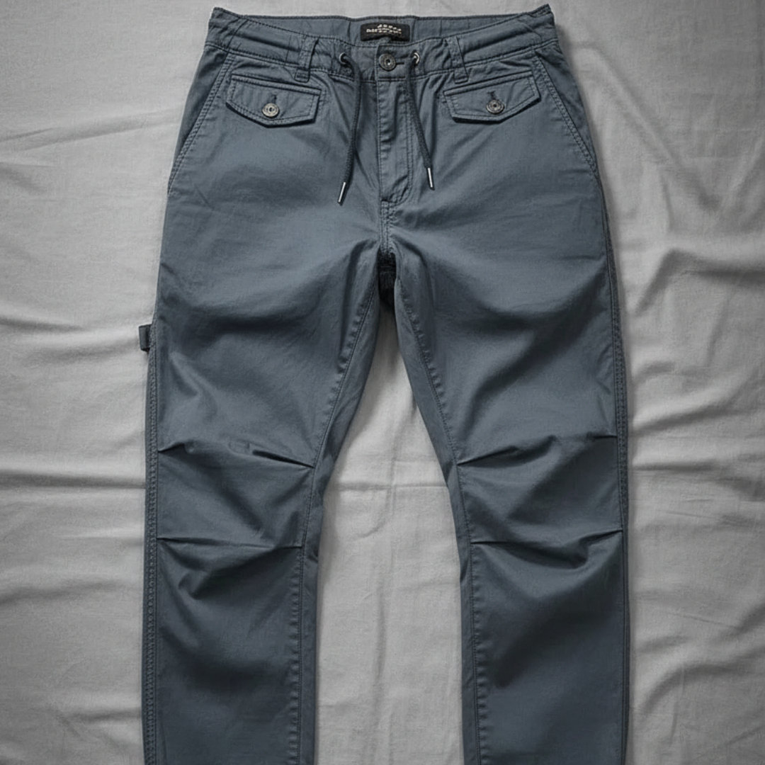 Men’s Stretch Utility Cargo Pants with Tapered Fit
