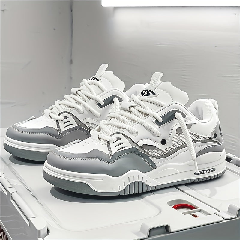 Men's Casual Chunky Sneakers with Distinctive Sole and Structured Design 1