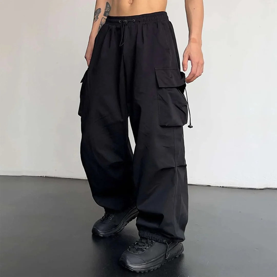 Men’s Modern Cargo Trousers with Multi-Pockets and Comfortable Fit 0