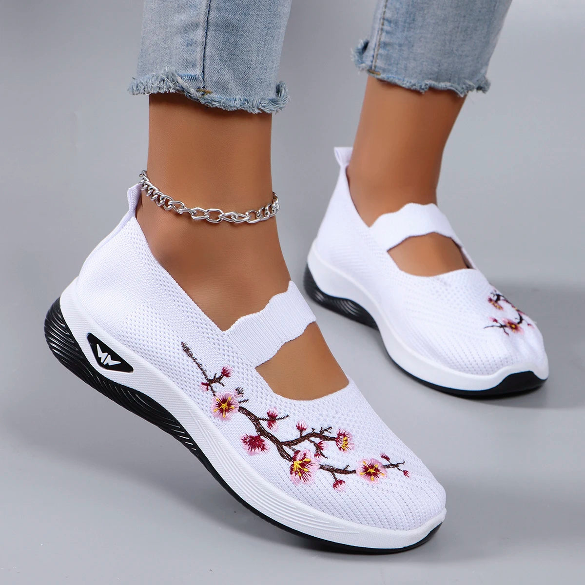 Summer Orthopedic Arch Support Sneakers – Women’s Breathable Mesh Casual Sports Design