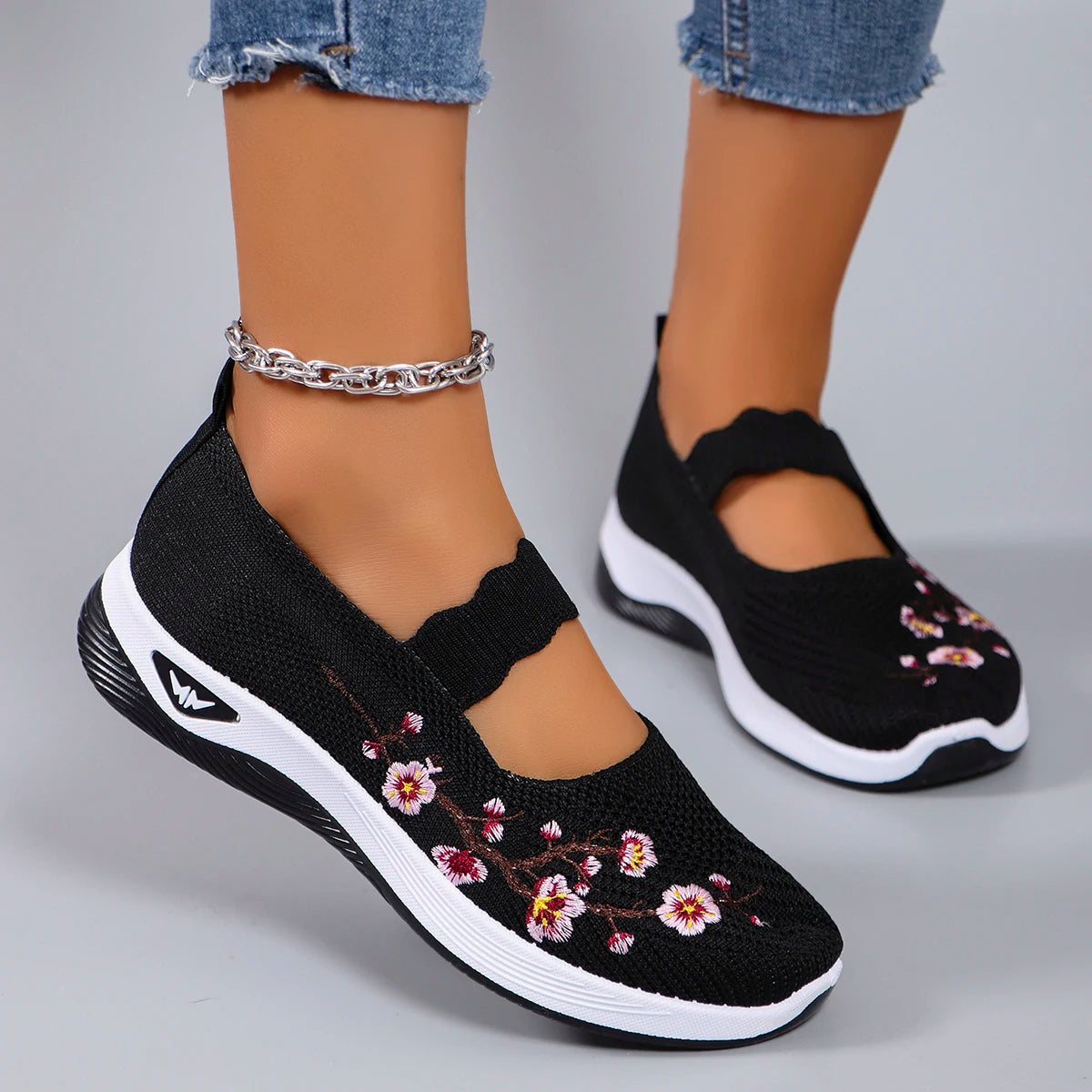 Summer Orthopedic Arch Support Sneakers – Women’s Breathable Mesh Casual Sports Design