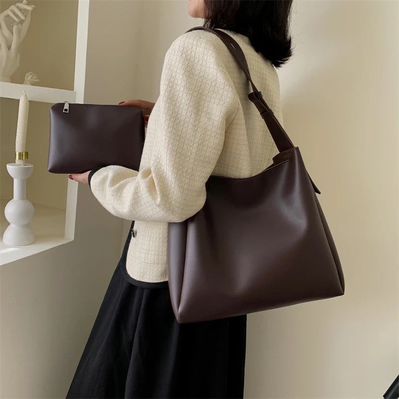 Women’s Vegan Leather Shoulder Bag with Adjustable Buckle Strap – Minimalist Everyday Tote