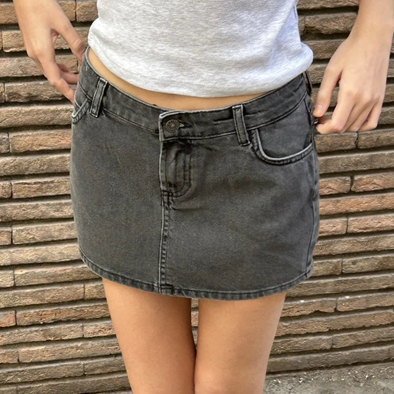 Women's Vintage Denim Mini Skirt – Stylish Low Rise with Pockets 1
