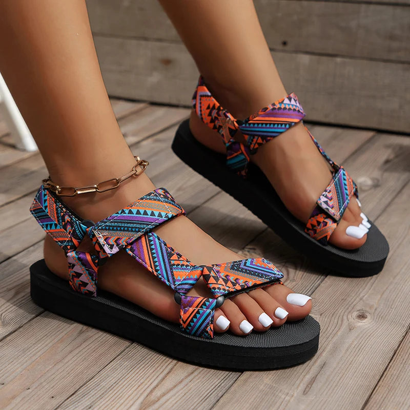 Youthful Summer Casual Flat Sandals with Rubber Sole and Vibrant Color Block Design 4