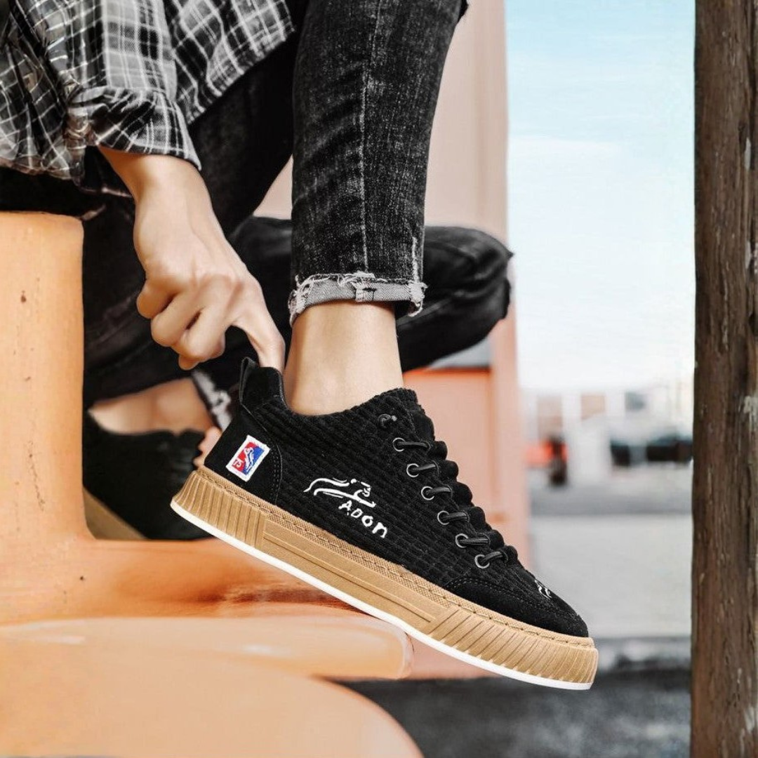 Breathable Orthopedic Sneakers – Comfortable Non-Slip Footwear for All Seasons