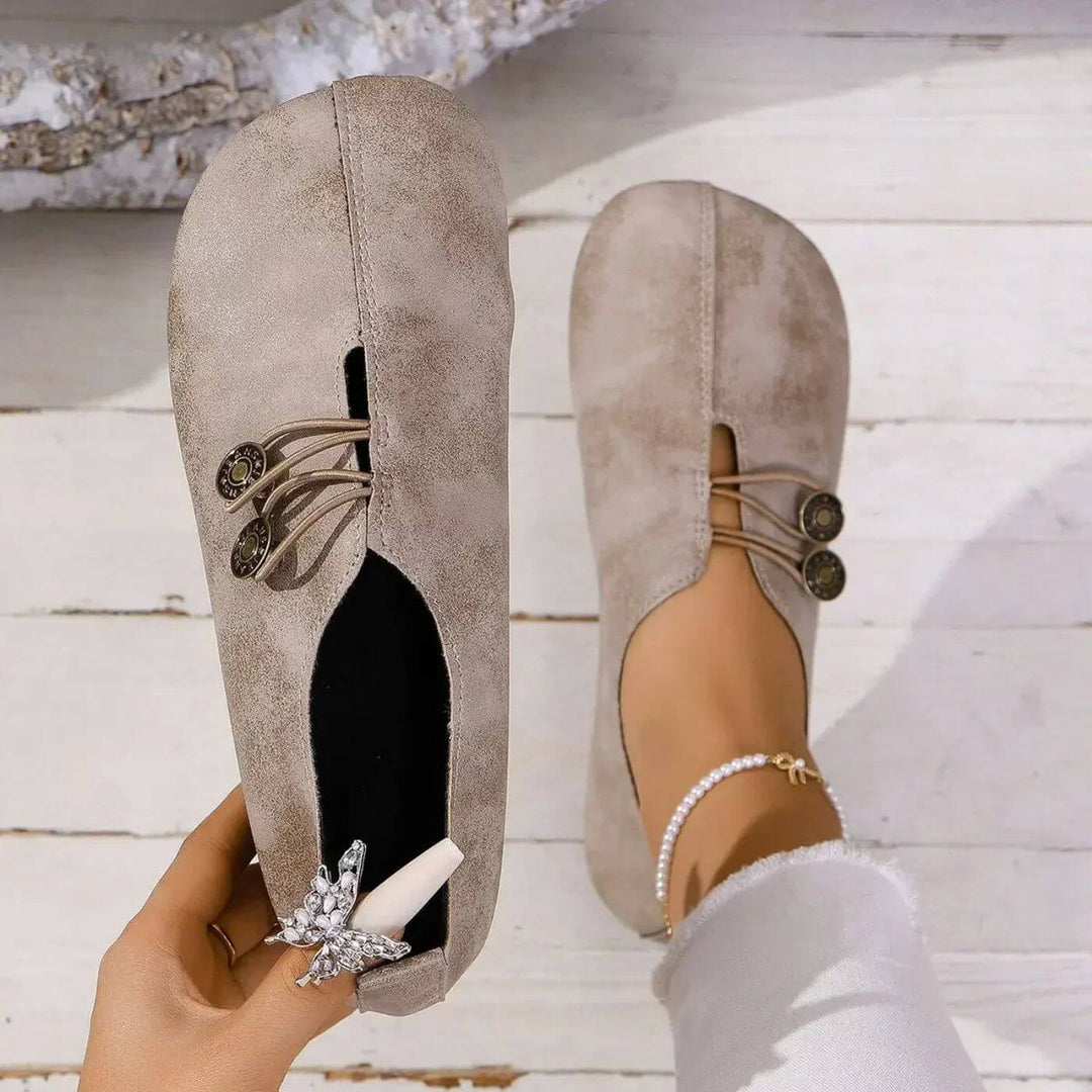 Comfortable Slip-On Shoes – Cushioned Insole Retro Round Toe Design