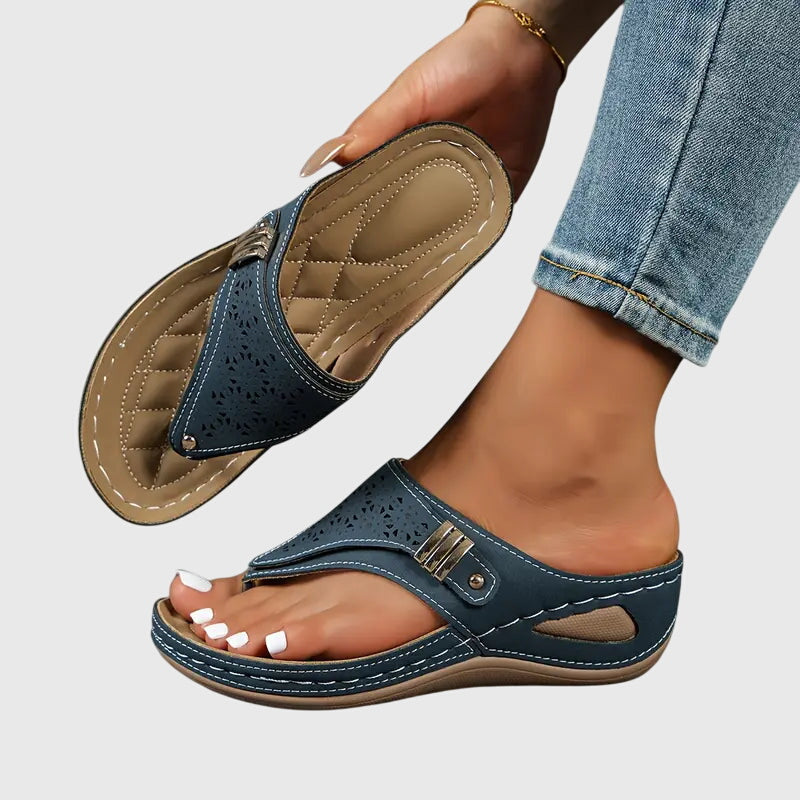 Comfortable Orthopedic Sandals for Women – Ergonomic Support with Slip-On Design 2
