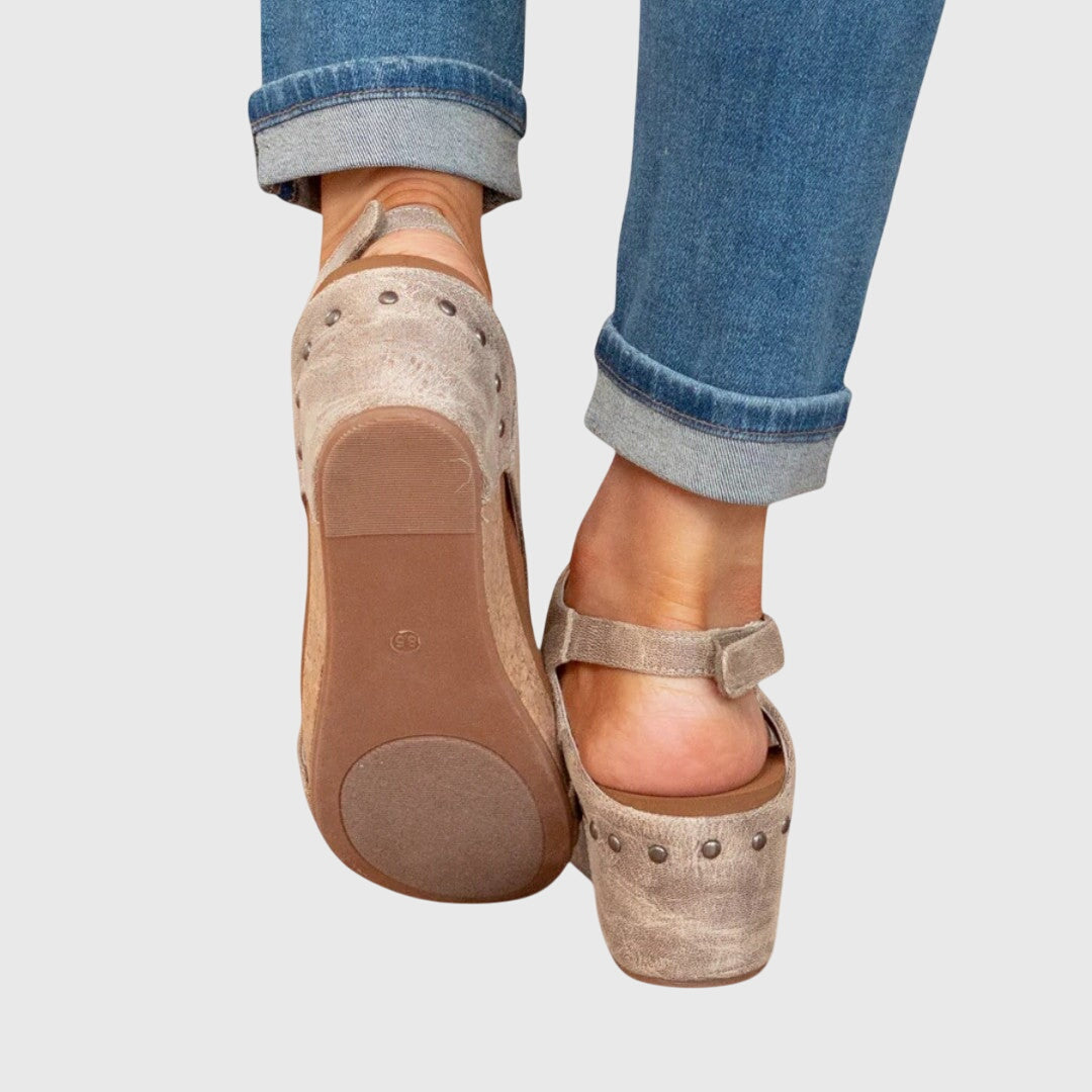 Elegant Orthopedic Sandals for Women – Cushioned Insole with Adjustable Buckle 2