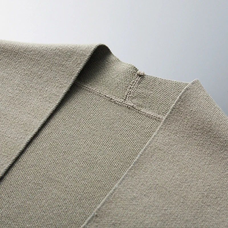 Men’s Stripe Pattern Cardigan with Ribbed Cuffs and Pockets