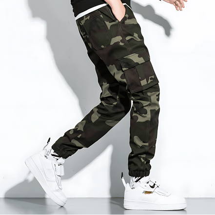 Men's Slim Fit Camouflage Cargo Joggers with Tapered Legs and Functional Pockets 1