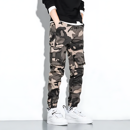 Men's Slim Fit Camouflage Cargo Joggers with Tapered Legs and Functional Pockets 2