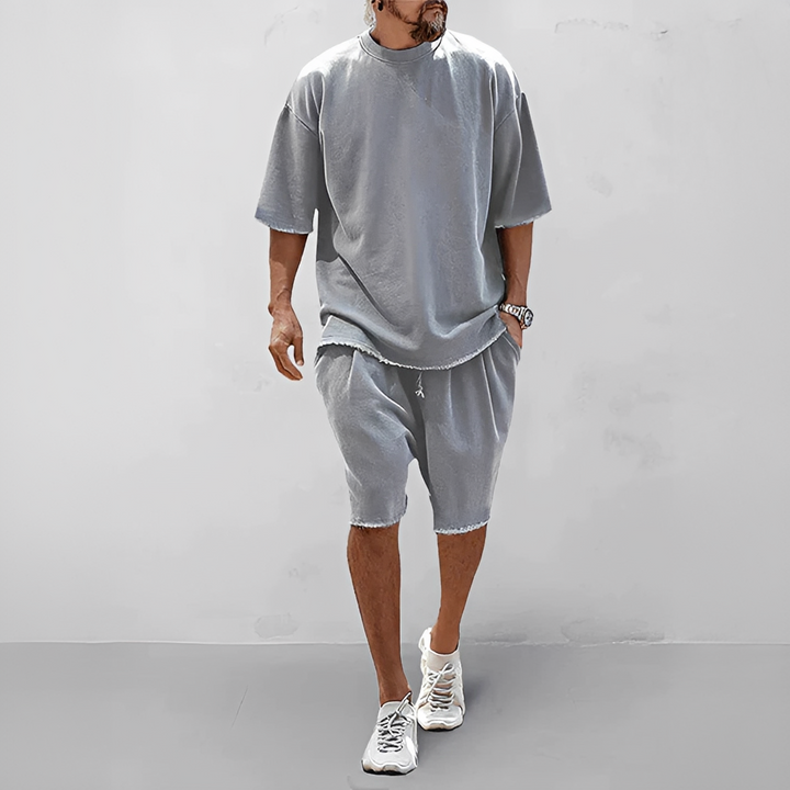 Men’s Summer Casual Outfit – Lightweight Top and Matching Shorts 1
