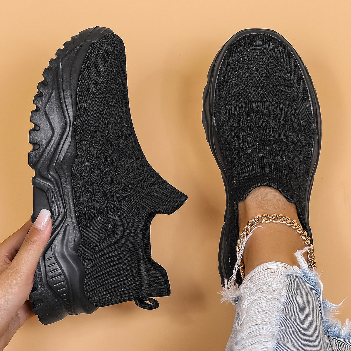 Slip-On Sneakers – Sock-Like Fit Cushioned Sole Sporty Style