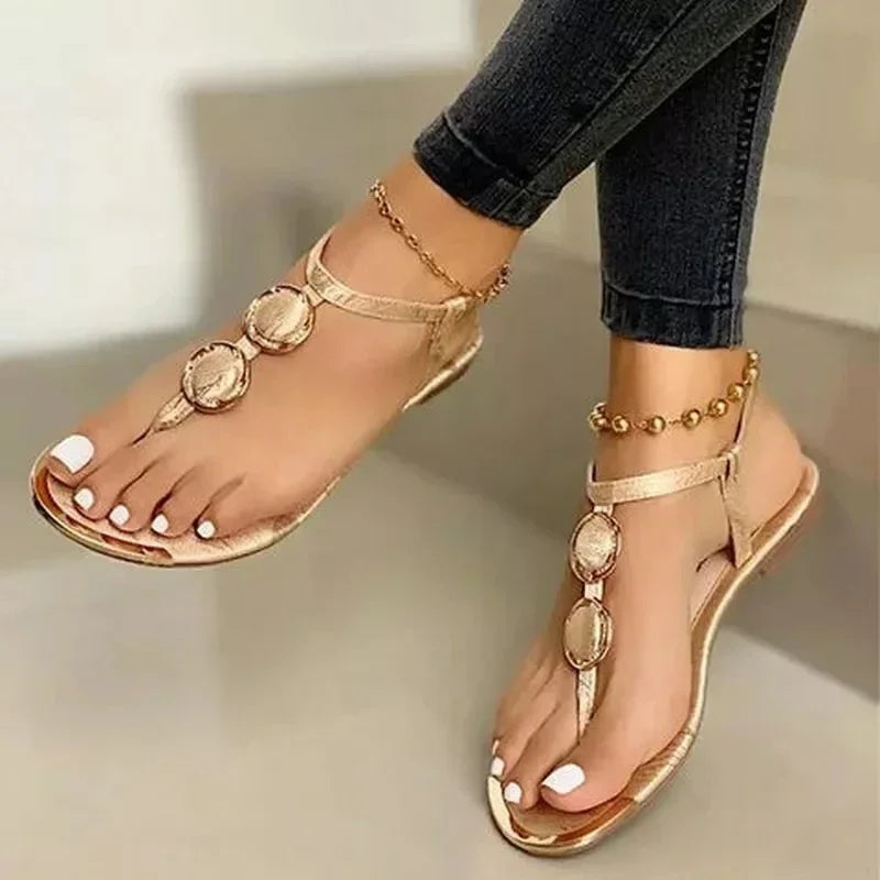 Stylish Women's Summer Flip Flops – Comfortable Casual Sandals with Metal Decoration 5