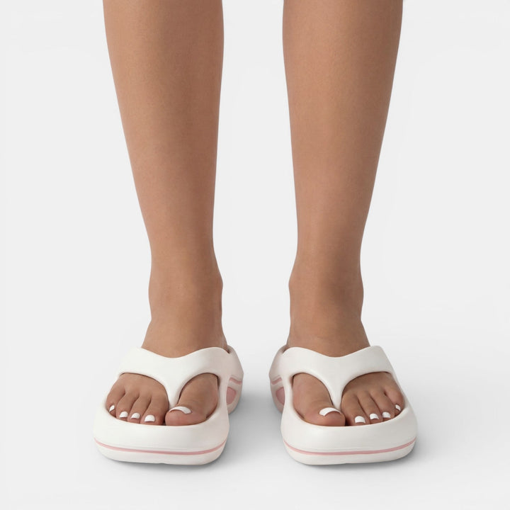 Women's Chunky Platform Flip-Flops with Cushioned Wave Sole 1