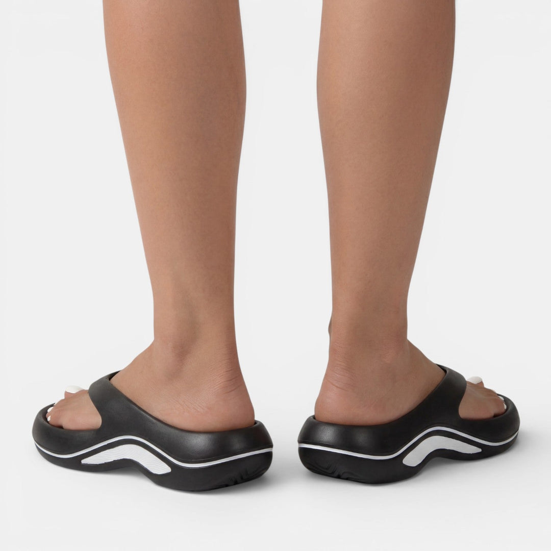 Women's Chunky Platform Flip-Flops with Cushioned Wave Sole 8