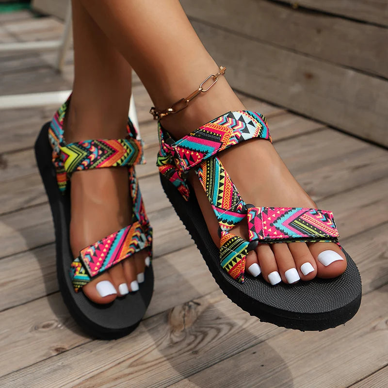 Youthful Summer Casual Flat Sandals with Rubber Sole and Vibrant Color Block Design 1